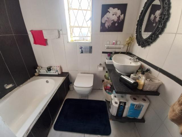 House for sale in Vosloorus, Gauteng