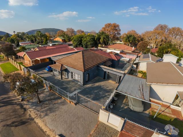 House for sale in Waterkloof, Gauteng