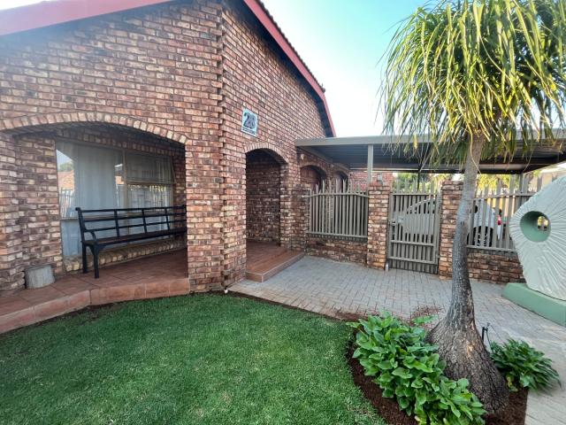 House for sale in Frances Baard, Northern Cape