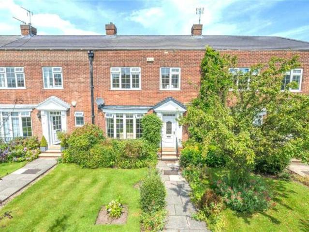 House for sale in Alwoodley, West Yorkshire