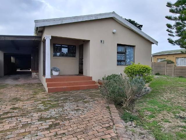 House for sale in Atlantis, Western Cape