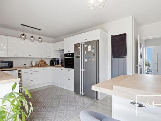 House for sale in Scawsby, South Yorkshire