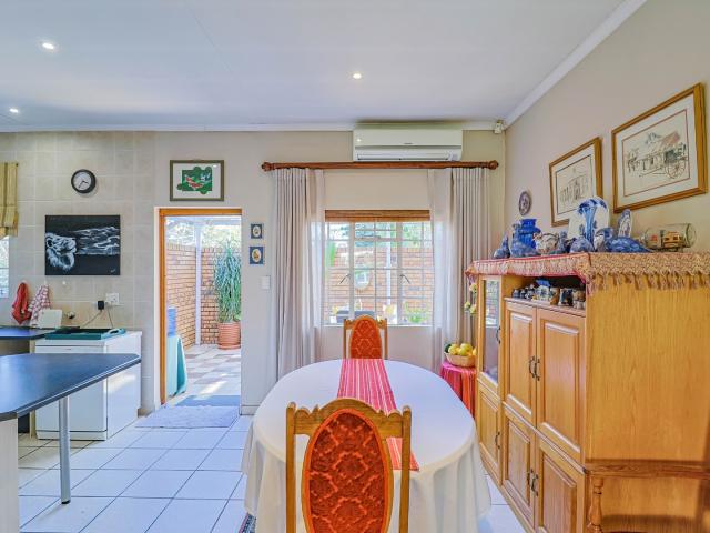 House for sale in Hartbeespoort Dam Nature Reserve, North West