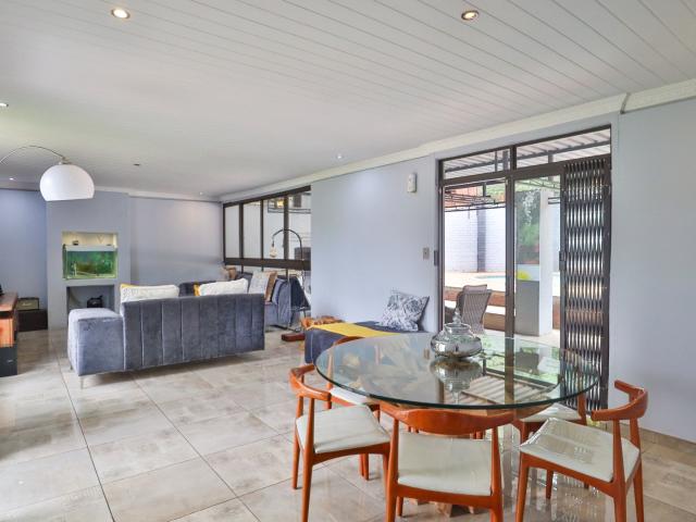 House for sale in Hartbeespoort Dam Nature Reserve, North West