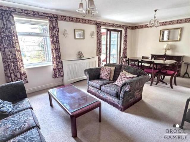 House for sale in Sovereign Harbour, Eastbourne