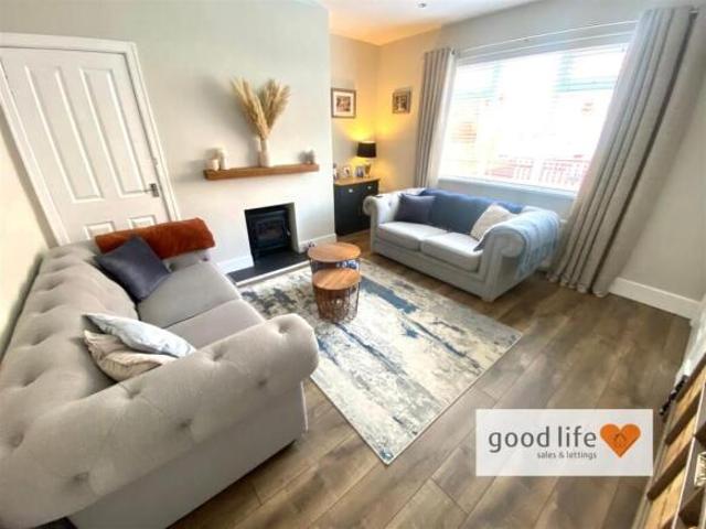 House for sale in Plains Farm, Tyne And Wear