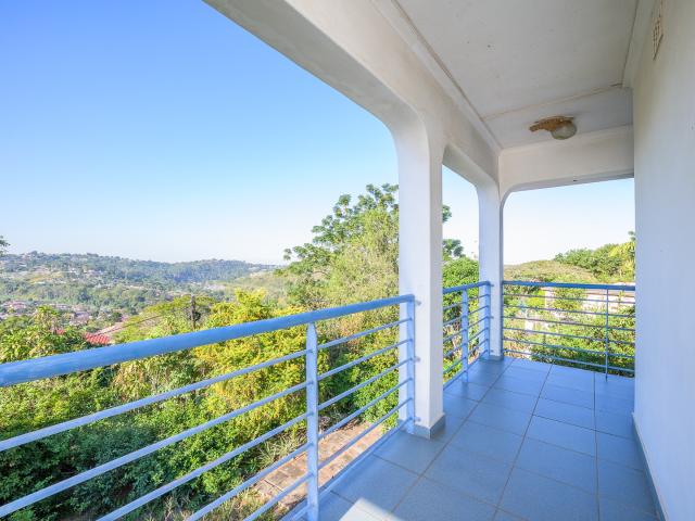 House for sale in Chatsworth, Kwazulu-natal