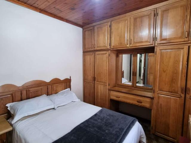 House for sale in Chatsworth, Kwazulu-natal