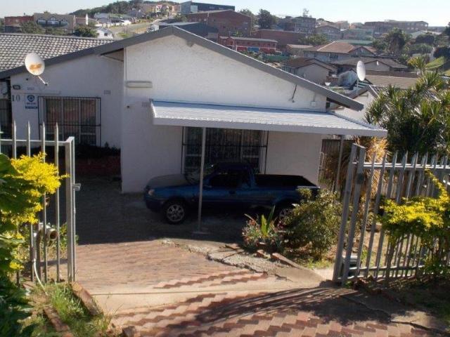 House for sale in Chatsworth, Kwazulu-natal