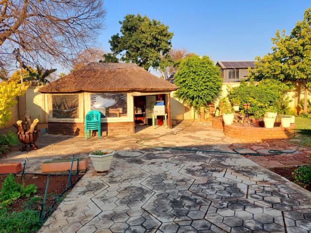 House for sale in Waterkloof, Gauteng