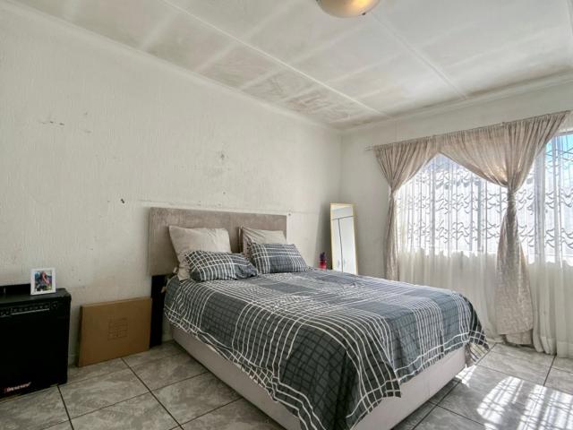 House for sale in Vosloorus, Gauteng