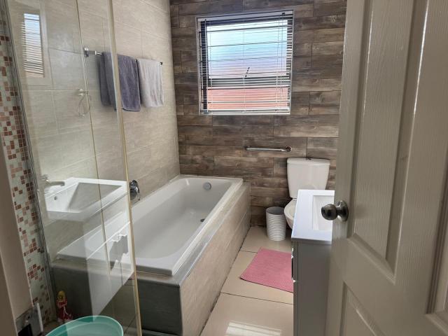 House for sale in Ekurhuleni, Gauteng