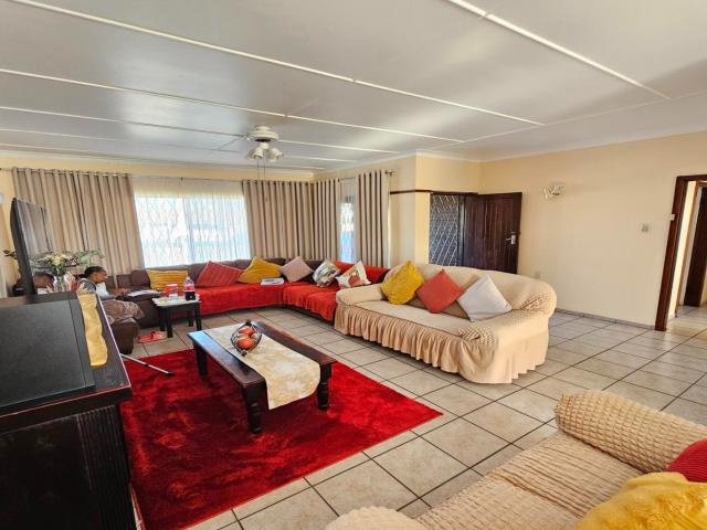 House for sale in Ugu District Municipality, Kwazulu-natal