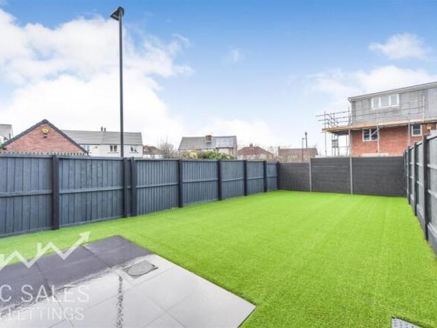 House for sale in Stoneycroft, Liverpool