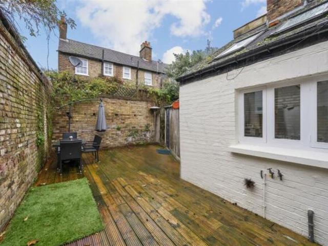 House for sale in Wimbledon, Greater London