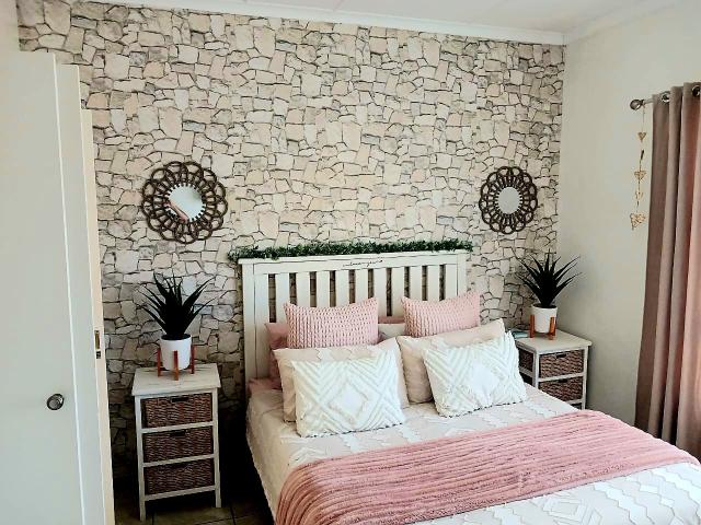 House for sale in Uitenhage, Eastern Cape