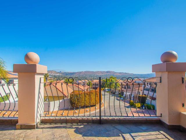 House for sale in Roodepoort