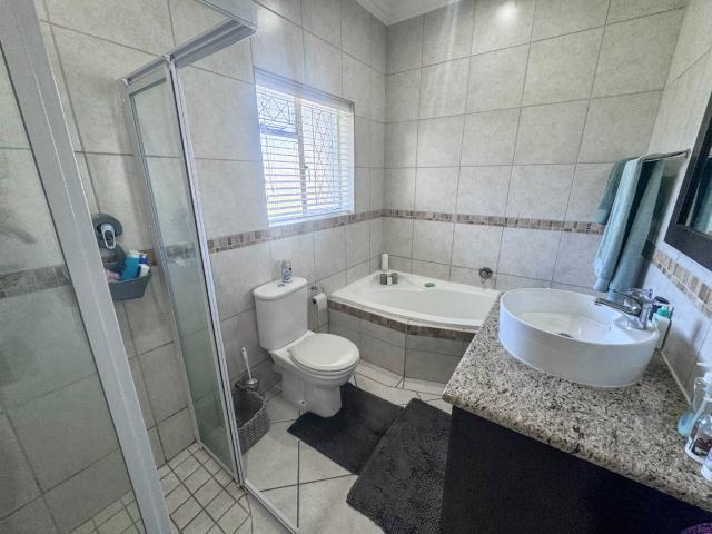 House for sale in Port Elizabeth, Eastern Cape