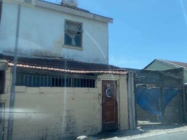 House for sale in Mitchells Plain, Western Cape
