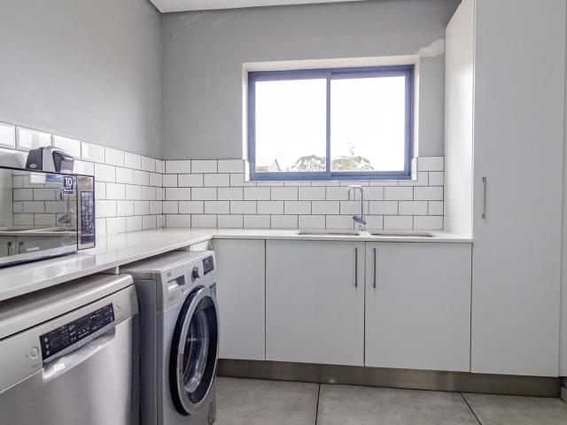 House for sale in West Coast, Riebeeck Valley