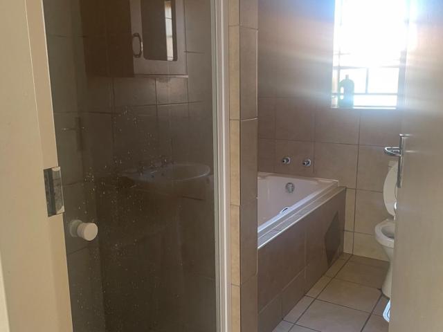 House for sale in Olievenhoutbos, Gauteng