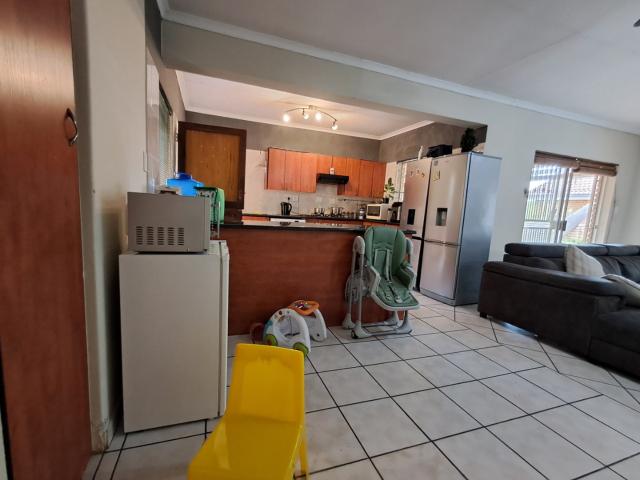 House for sale in Olievenhoutbos, Gauteng