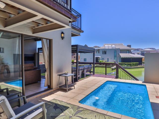 House for sale in Hartbeespoort Dam Nature Reserve, North West