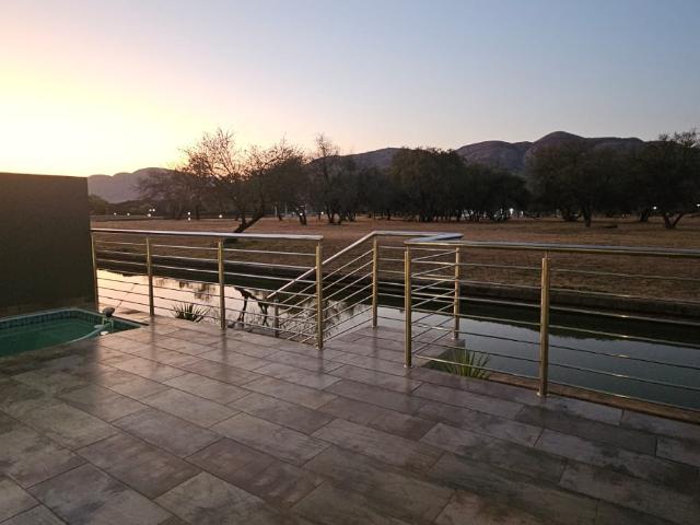 House for sale in Hartbeespoort Dam Nature Reserve, North West