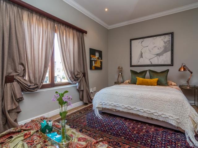 House for sale in Hartbeespoort Dam Nature Reserve, North West