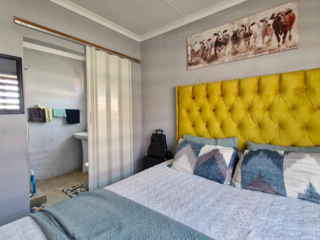 House for sale in Akasia, Gauteng