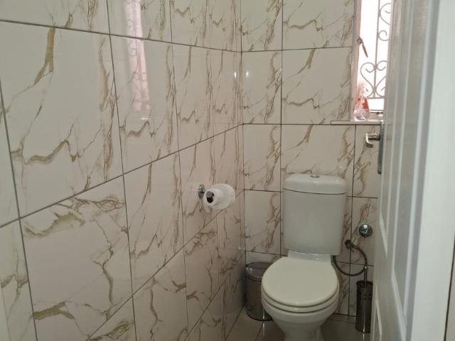 House for sale in Goodwood, Western Cape