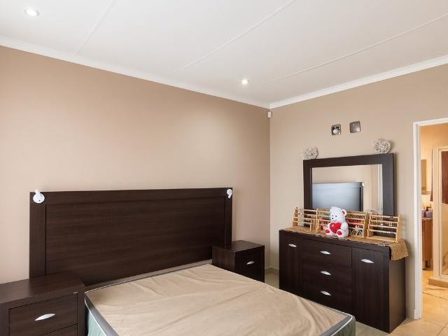 House for sale in Nooitgedacht, Gauteng