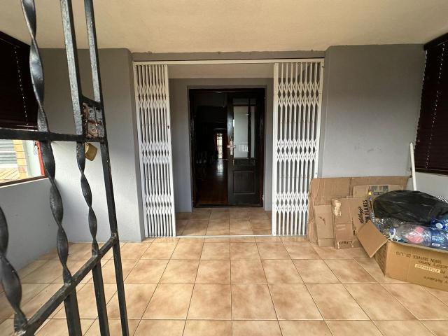 House for sale in Uitenhage, Eastern Cape