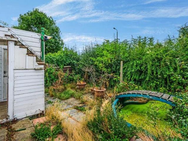House for sale in London Borough of Waltham Forest, Greater London