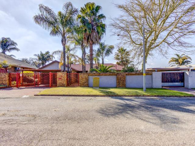 House for sale in Kempton Park