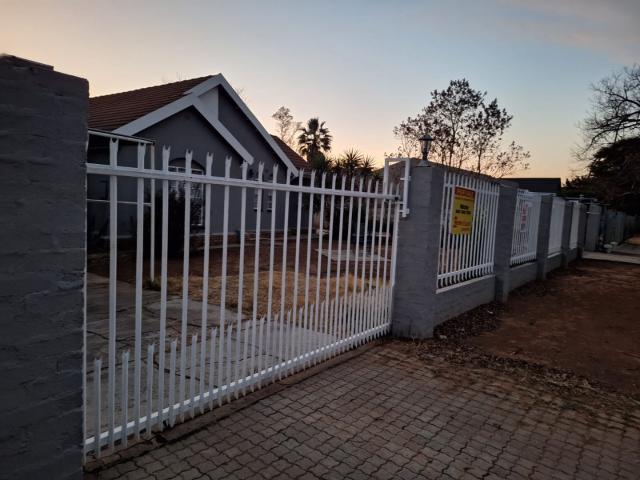 House for sale in Dr Ruth Segomotsi Mompati District Municipality, North West