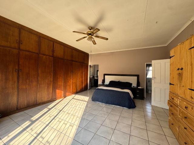 House for sale in Frances Baard, Northern Cape