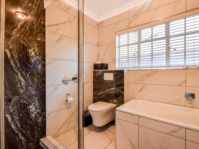 House for sale in Waterkloof, Gauteng