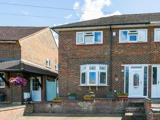 House for sale in Watford, Hertfordshire