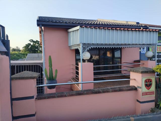 House for sale in Chatsworth, Kwazulu-natal