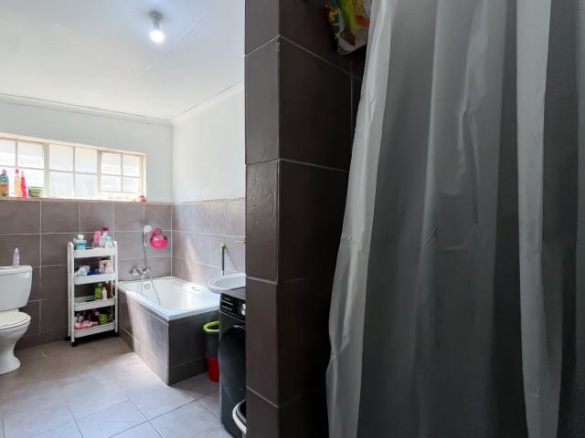 House for sale in Vosloorus, Gauteng