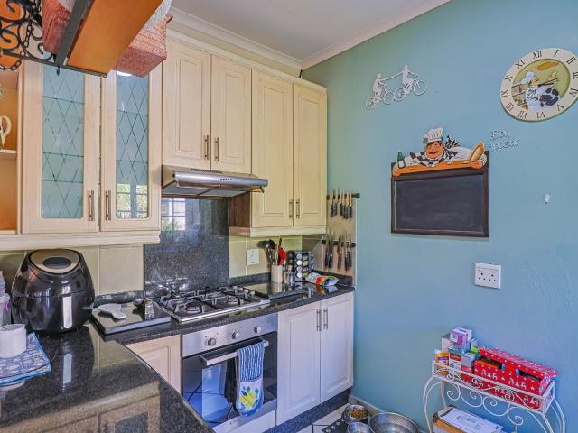 House for sale in Hartbeespoort Dam Nature Reserve, North West