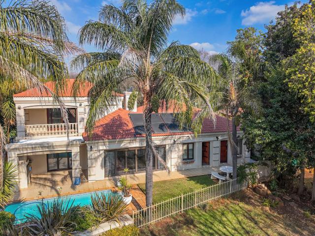 House for sale in Hartbeespoort Dam Nature Reserve, North West