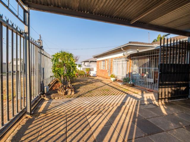 House for sale in Vosloorus, Gauteng
