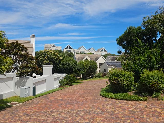 House for sale in Groot Brak Rivier, Western Cape