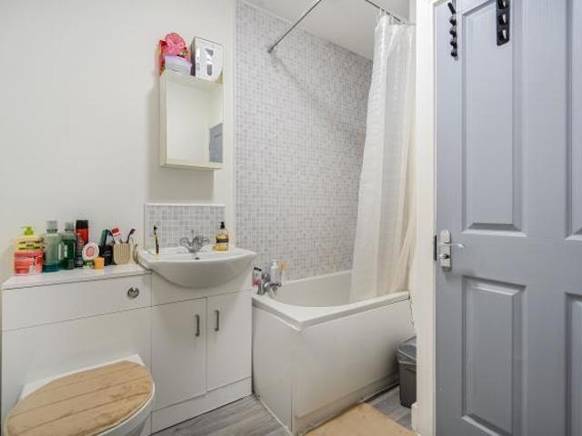 House for sale in Old Town, Swindon