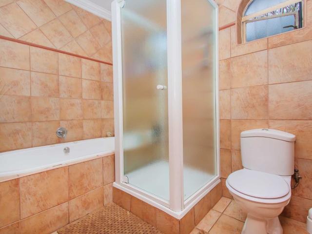 House for sale in Nooitgedacht, Gauteng