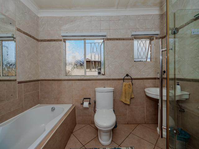 House for sale in Nooitgedacht, Gauteng