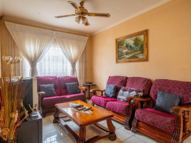 House for sale in Seaview, Kwazulu-natal