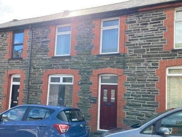 House for rent in Lyons, Greater London